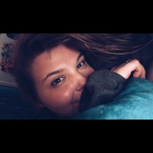 Meet your Posher, Tori
